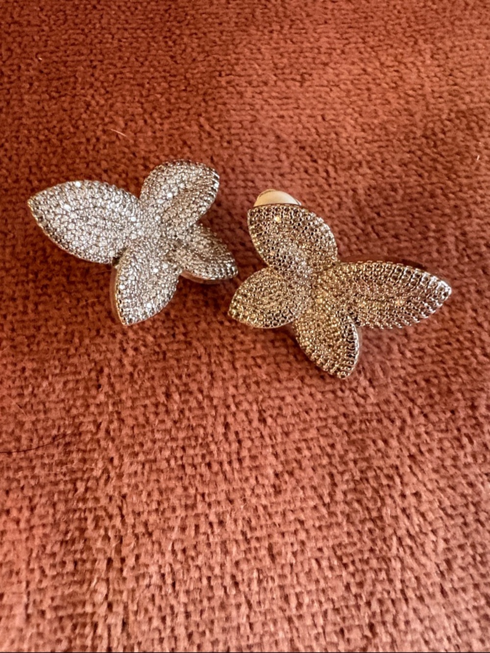 Vintage Crystal Pave Flower Clip-On 
Earrings - Silver